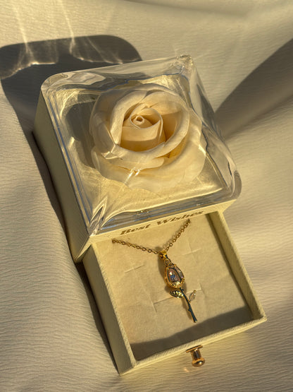 TAŞLI AÇMAMIŞ GÜL