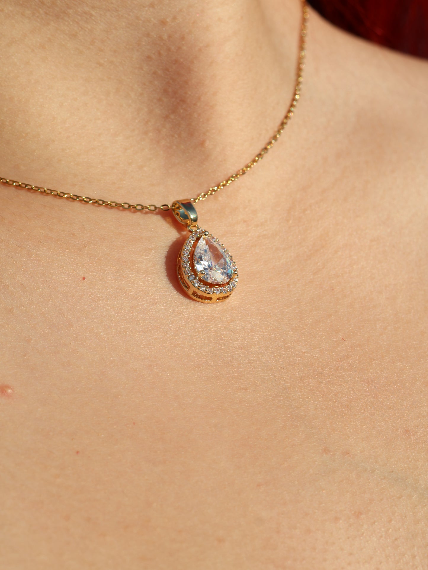 SU DAMLASI PARILTI SET