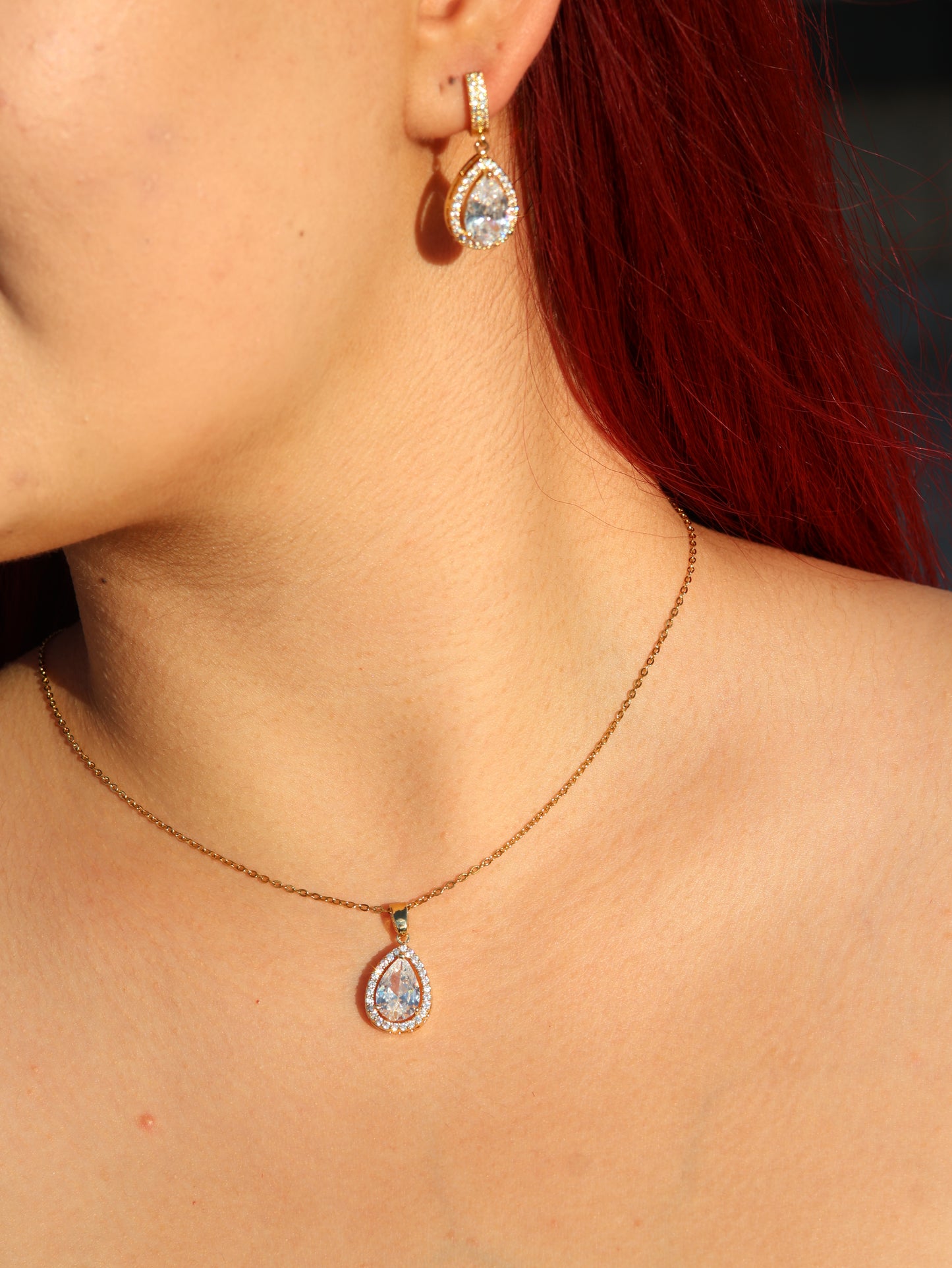 SU DAMLASI PARILTI SET