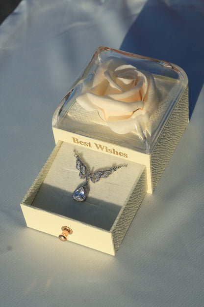 KANATLARDA DAMLA TAŞ AŞK